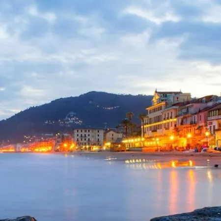 Appartement Il Paradiso Di Angelo A Pochi Passi Dal Mare, Solo Per Famiglie Alassio