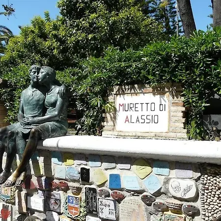 Отель Il Paradiso Di Angelo A Pochi Passi Dal Mare, Solo Per Famiglie *