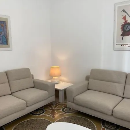 Il Paradiso Di Angelo A Pochi Passi Dal Mare, Solo Per Famiglie Алассио